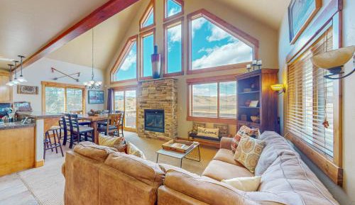 Three-Bedroom Vacation Home 