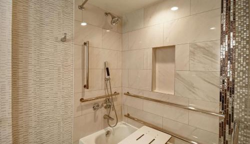 King Room - Mobility Access/Non-Smoking