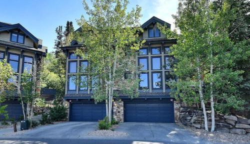 Six-Bedroom House