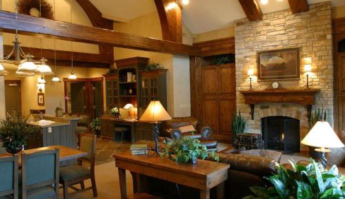 2 Bedroom Penthouse Suite, Mountain &amp; Golf view, Fireplace