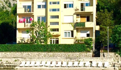 Duplex Three-Bedroom Apartment with Balcony and Sea View