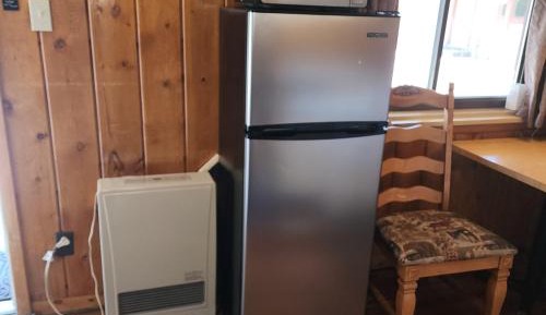 Deluxe Queen Room with Kitchenette