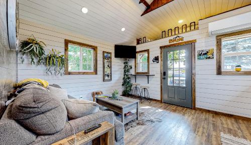 One-Bedroom House