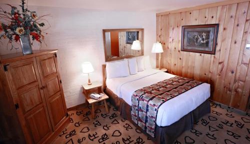 Queen Room