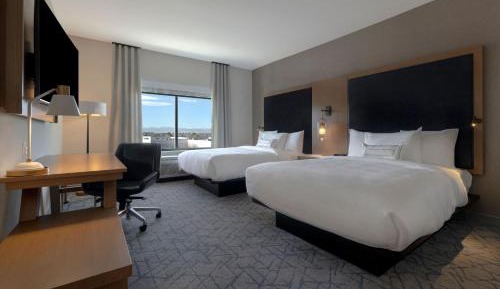 Queen Room with Two Queen Beds and Bathtub - Mobility Access/Hearing Accessible