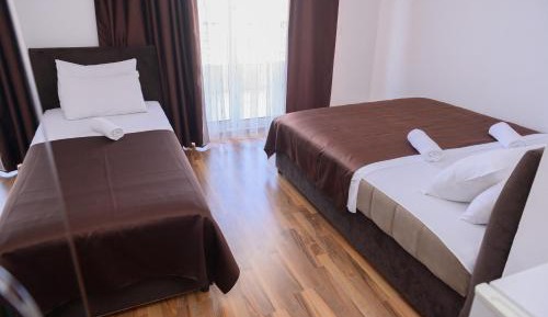 Standard Triple Room with Sea View