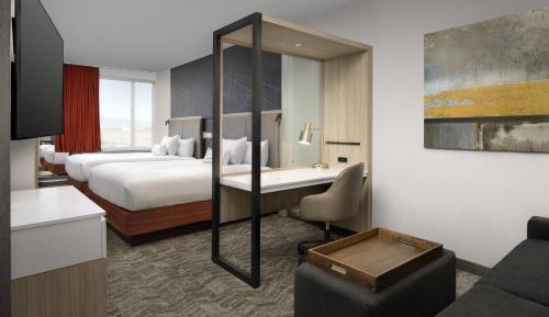 Queen Suite with Two Queen Beds, Roll-In Shower and Trundle Sofa - Mobility Access