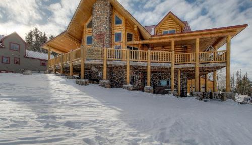Six-Bedroom House