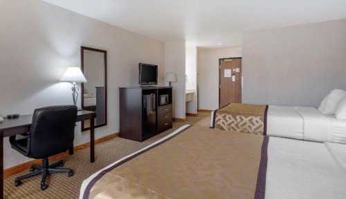 Queen Room with Two Queen Beds - Disability Access
