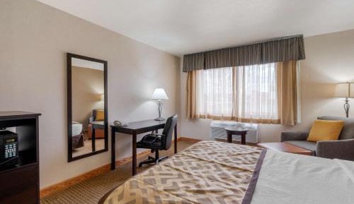Queen Room with Two Queen Beds - Non-Smoking