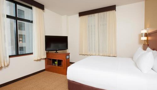King Room with Sofa Bed