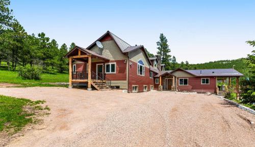 Six-Bedroom House