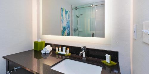 Premium King Room