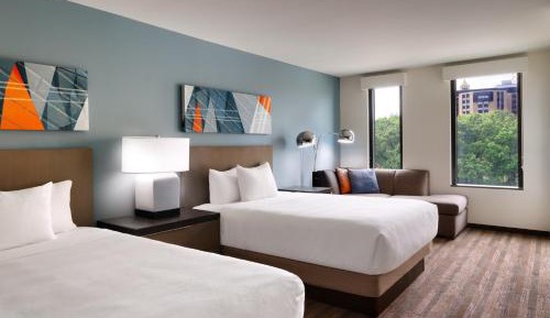 Den Queen Room with Two Queen Beds