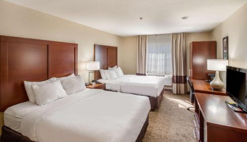 Queen Room with Two Queen Beds - Accessible/Non-Smoking 