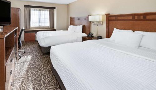 Deluxe Queen Room with Two Queen Beds