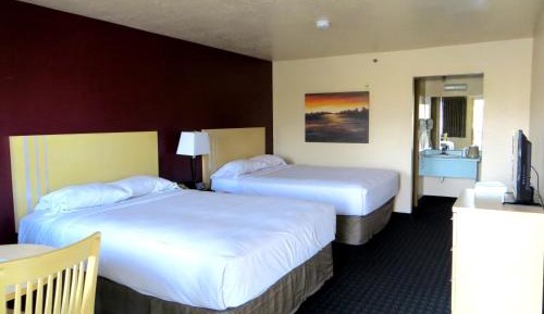  2 Queen Beds