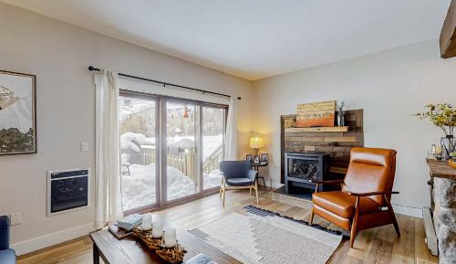 Three-Bedroom Vacation Home 