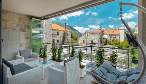 Apartment with Balcony