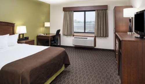 Queen Room - Non-Smoking