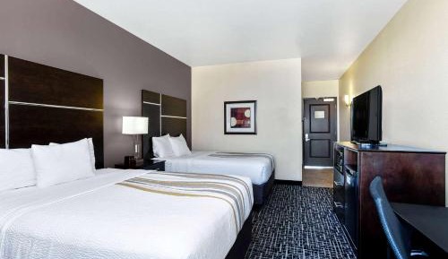 Queen Room with Two Queen Beds - Mobility Access/Non-Smoking