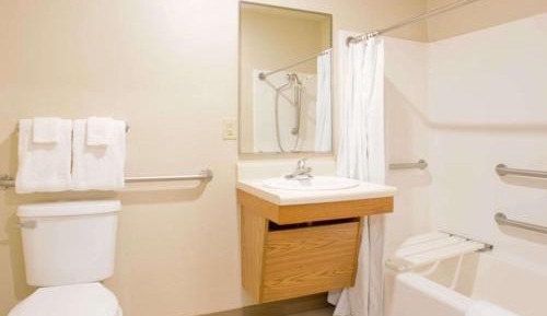 Standard Double Room with Two Double Beds -Accessible/ Non-Smoking