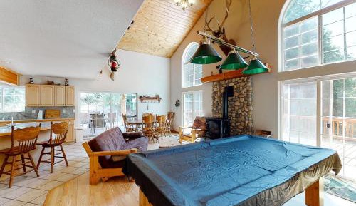 Three-Bedroom Vacation Home 