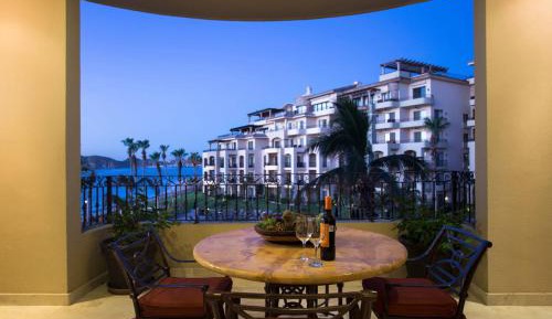 Two-Bedroom Apartment with Balcony and Sea View