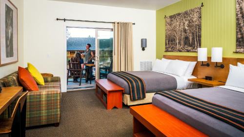 Queen Room with Two Queen Beds