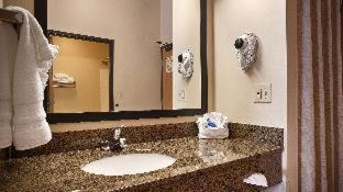 King Room with Whirlpool - Non-Smoking
