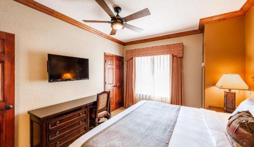 Classic Quadruple Room