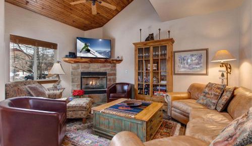 Four bedroom holiday home 