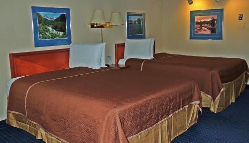 2 Queen Beds, Deluxe, Non-Smoking