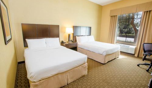 Standard Queen Room with Two Queen Beds