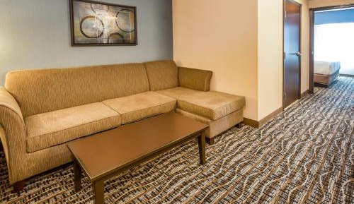 One-Bedroom Suite