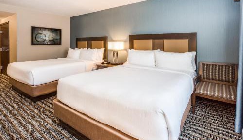 Standard Room with Two Queen Beds
