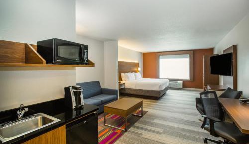 King Suite with Sofa Bed