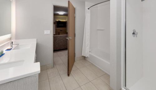 Two-Bedroom Suite
