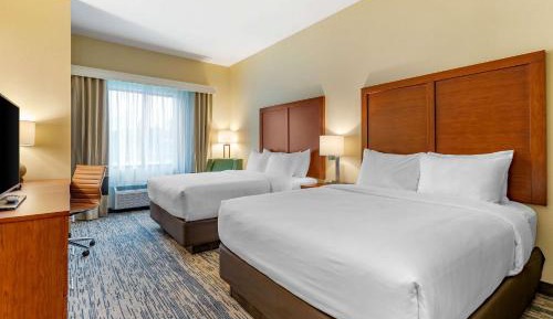 Queen Room with Two Queen Beds - Non-Smoking
