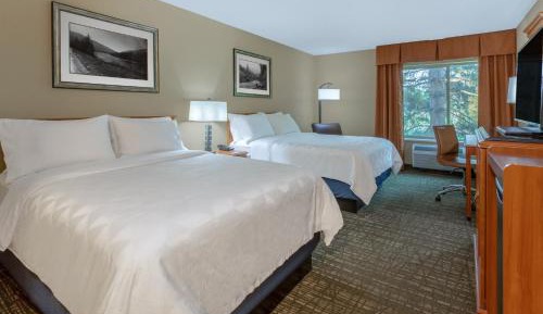 Standard Room with Two Queen Beds