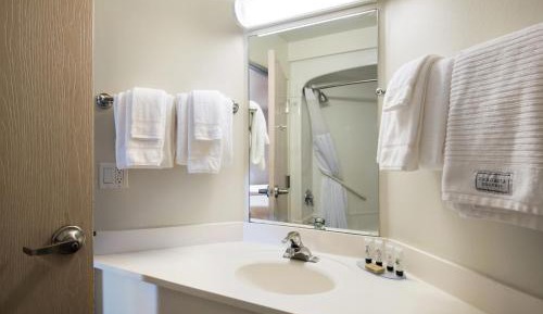 Double Room with Two Double Beds - Non-Smoking