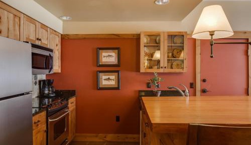 One-Bedroom Suite