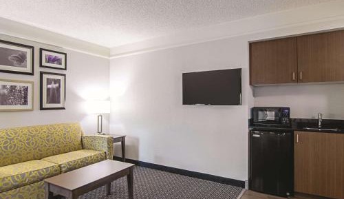 King Suite with Sofa Bed