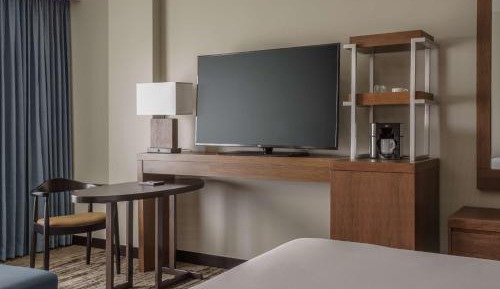Queen Room with Two Queen Beds and Shower - Disability Access