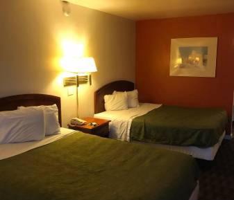 Standard Queen Room with Two Queen Beds