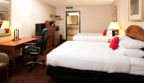 Queen Room with Two Queen Beds - Disability Access/Non-Smoking