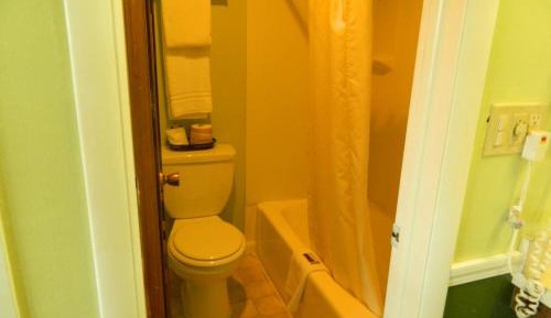 Economy Quadruple Room