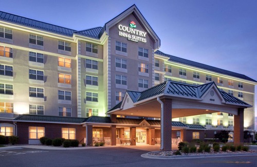 Gateway Hotel | Courtyard Denver Airport at Gateway Park