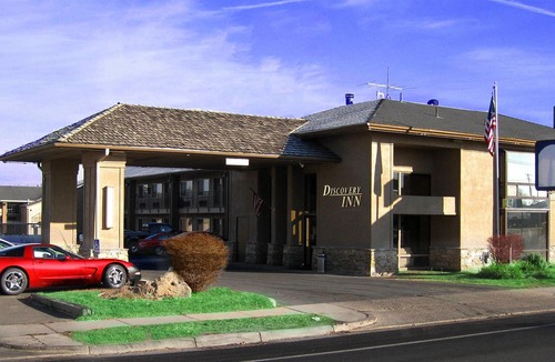 Midvale Hotel | Discovery Inn