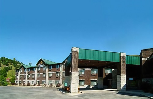 Deadwood Hotel | Comfort Inn & Suites Hotel in The Black Hills